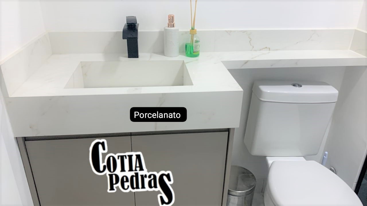 Pia de banheiro em mármore